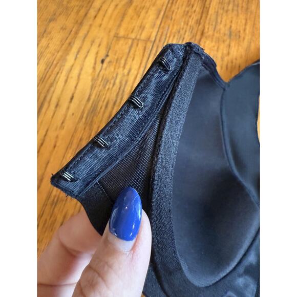 Bali Bra Womens 40C Black Molded Cups Back Smoothing Comfort Full Cup DF3450 - Picture 3 of 5